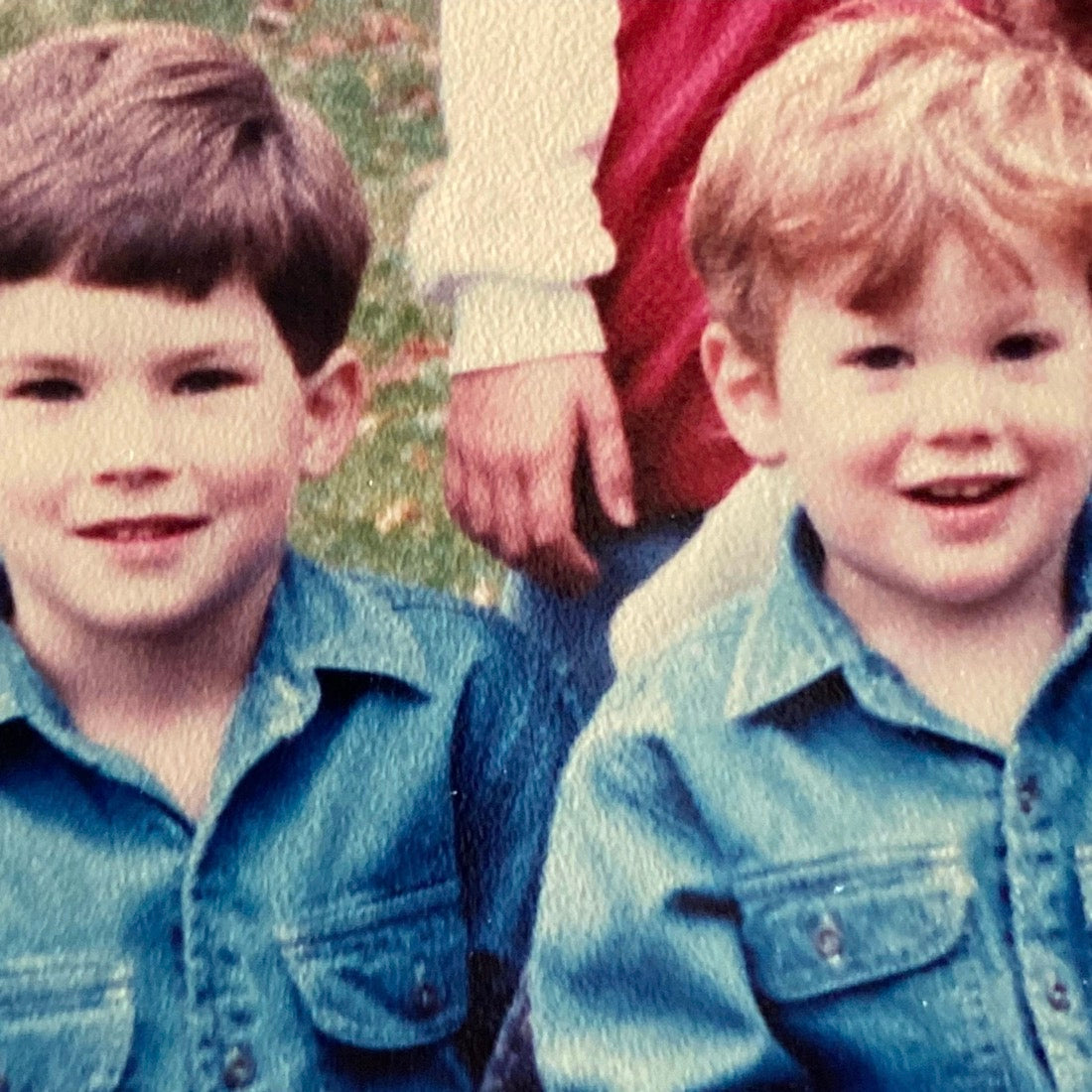 The two Cove founders as young brothers in matching denim